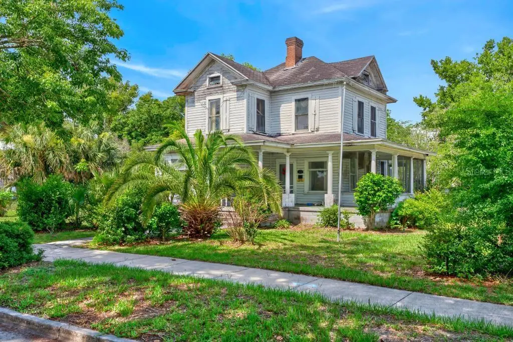 102 S Trowell Avenue, Umatilla, FL 32784 - #1