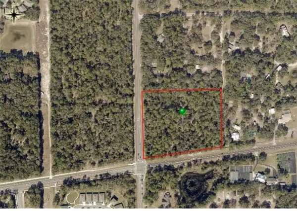 1295 S Blue Lake Avenue, DELAND, FL 32724