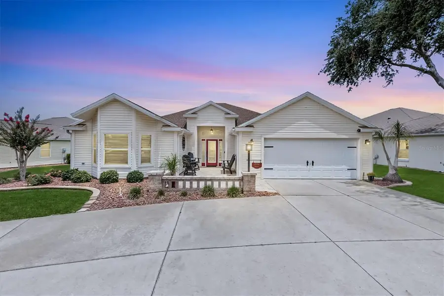 2054 Palo Alto Avenue, The Villages, FL 32159 - #2