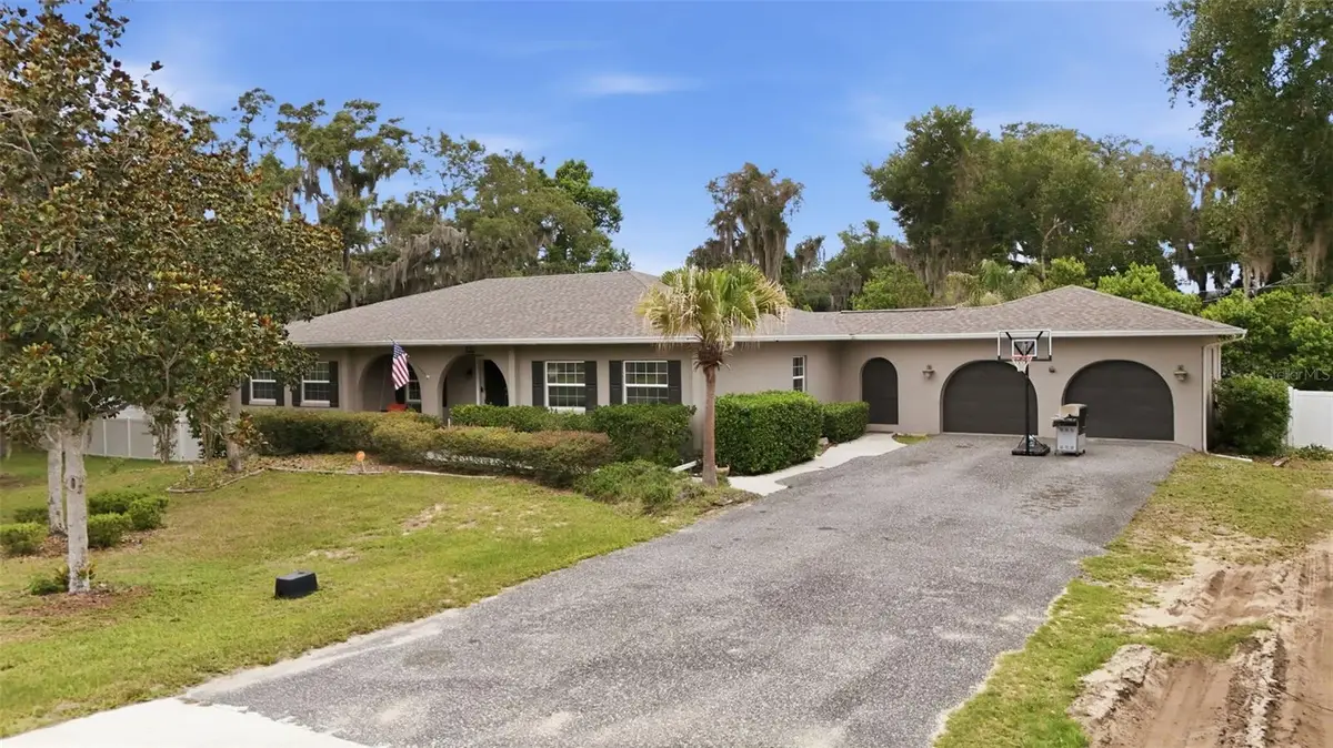 112 E Gardenia Street, Howey In The Hills, FL 34737 - #1