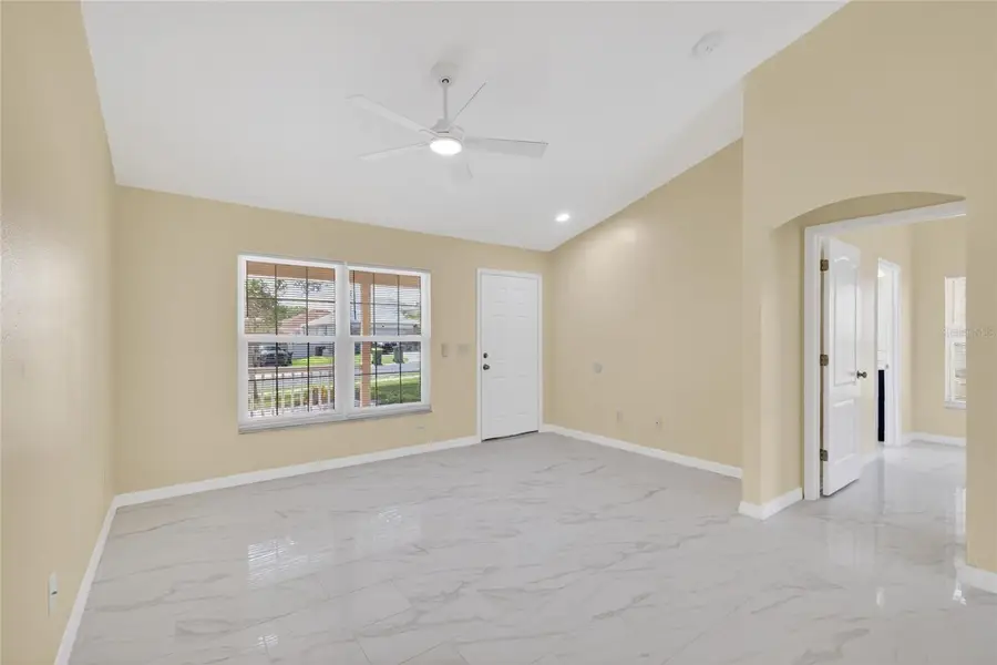 2717 Savannah Drive, Leesburg, FL 34748 - #2