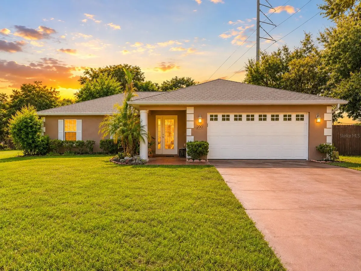 200 Waters Edge Drive, Leesburg, FL 34748 - #1