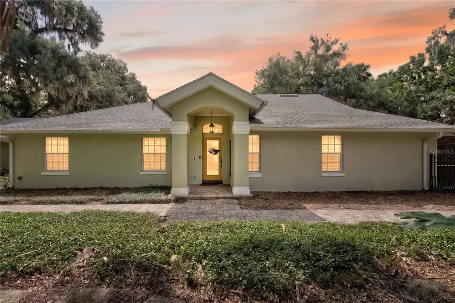 16720 Beauclaire Ct, Tavares, FL 32778 - #2
