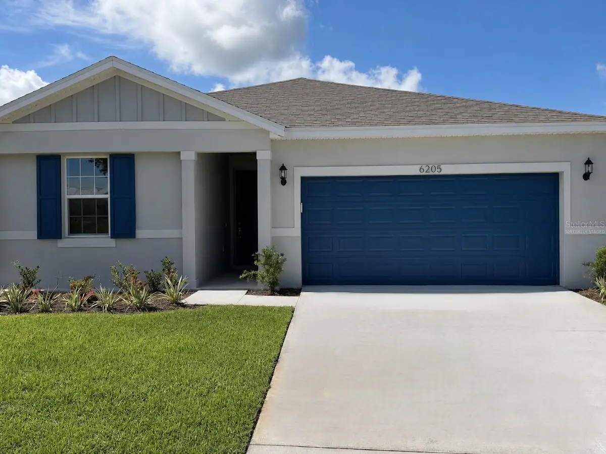 6205 Sanders Grove Circle, Okahumpka, FL 34762 - #1