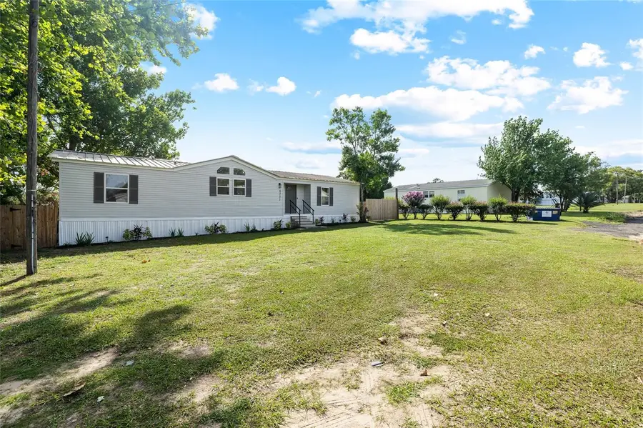 8531 Semmes Street, Zephyrhills, FL 33540 - #3