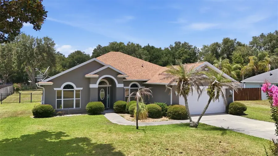 36723 Sundance Drive, Grand Island, FL 32735 - #2
