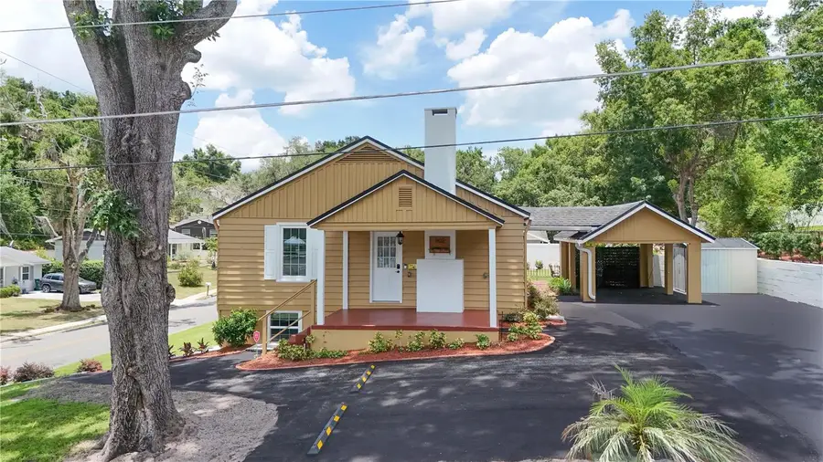 102 N Clayton Street, Mount Dora, FL 32757 - #3