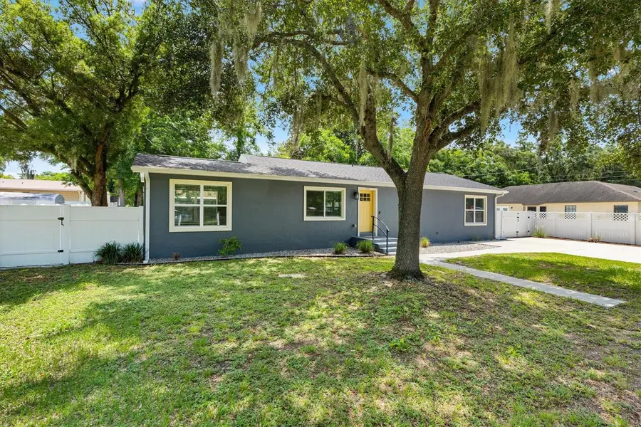 602 Gray Avenue, Wildwood, FL 34785 - #3