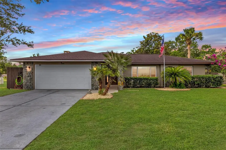 5202 Sydney Road, Fruitland Park, FL 34731 - #2