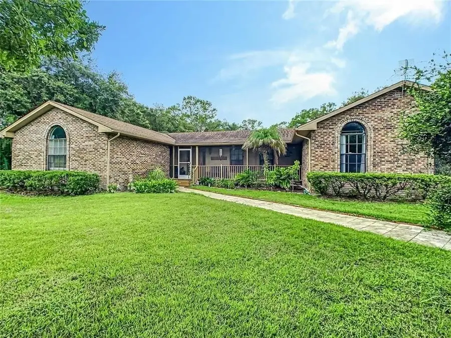 17444 East Road, Umatilla, FL 32784 - #3