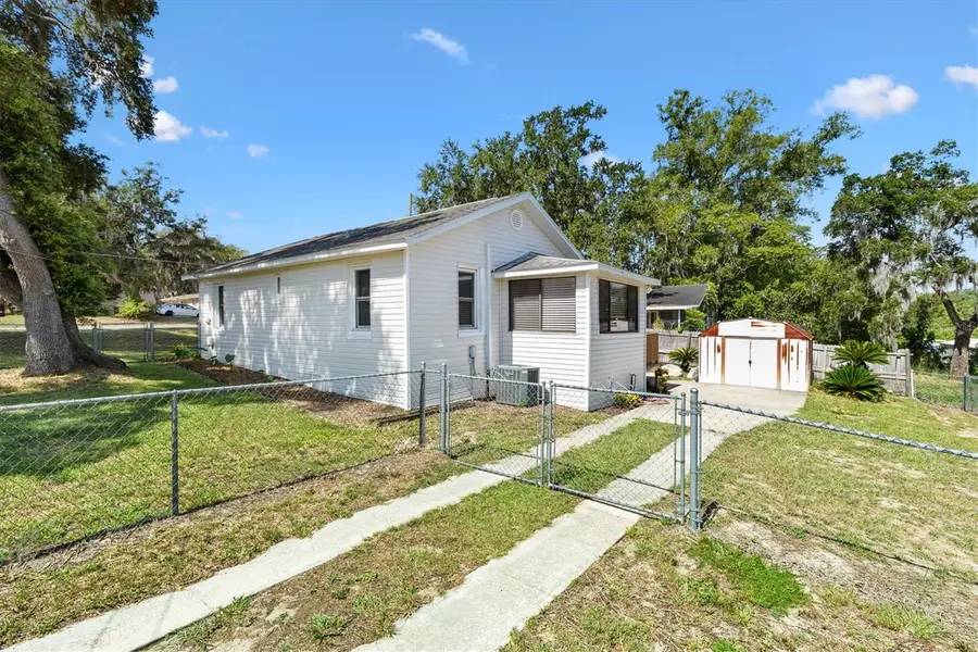 2000 South Street, Leesburg, FL 34748 - #2