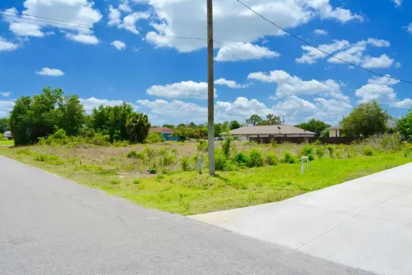 4505/4507 27th Street Sw, LEHIGH ACRES, FL 33973