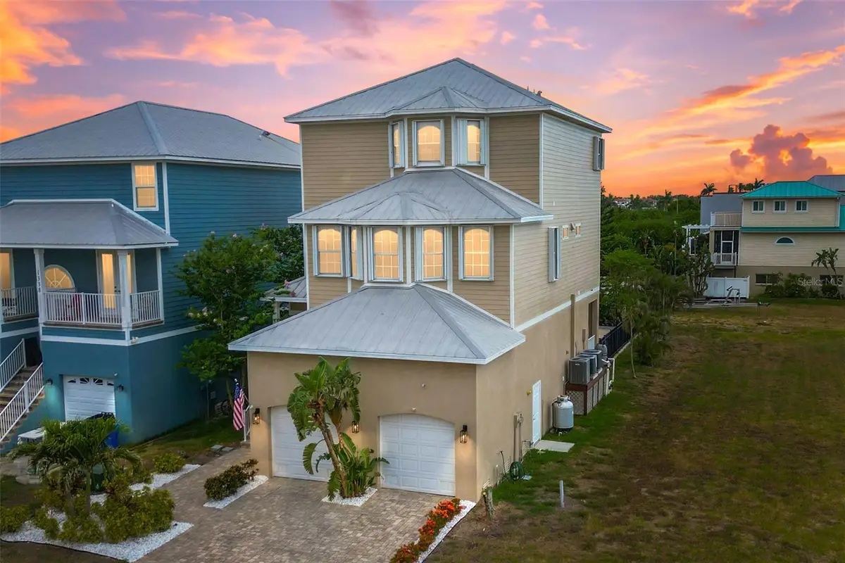 1340 Apollo Beach Boulevard S, Apollo Beach, FL 33572 - #1