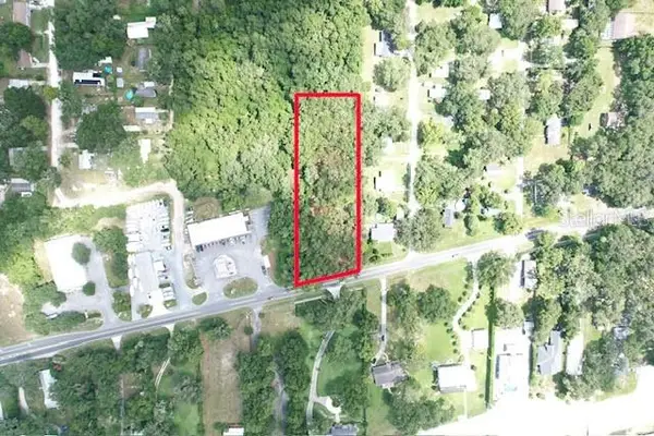 E Hwy 25, OCKLAWAHA, FL 32179
