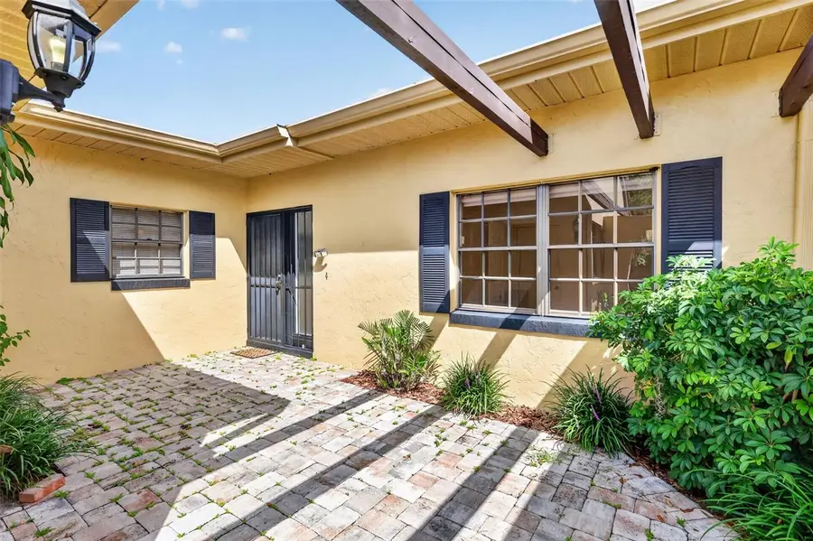 1111 Lakeshore Drive #C3, Eustis, FL 32726 - #3