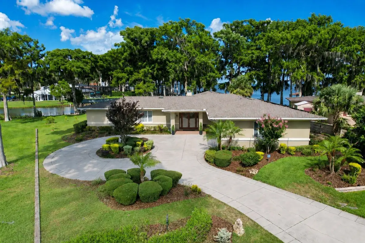 1000 Loves Point Drive, Leesburg, FL 34748 - #1