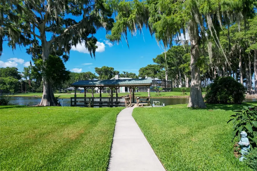 1000 Loves Point Drive, Leesburg, FL 34748 - #3