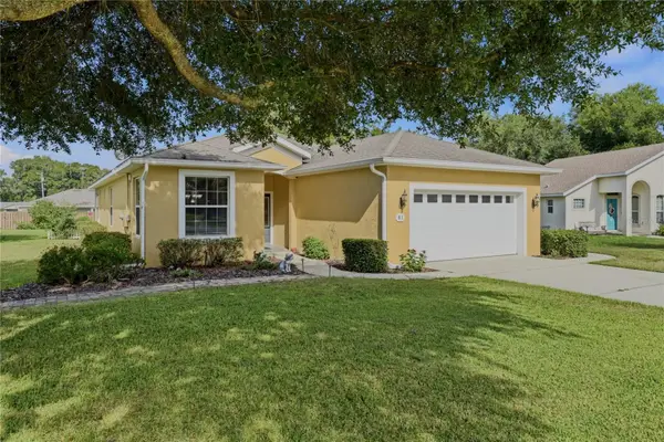 81 Twin Lake Cir, UMATILLA, FL 32784