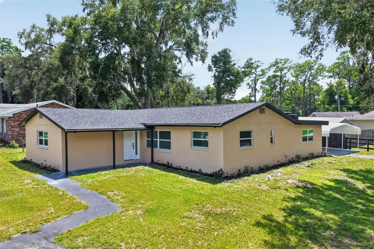 708 Cindy Avenue, Fruitland Park, FL 34731 - #1
