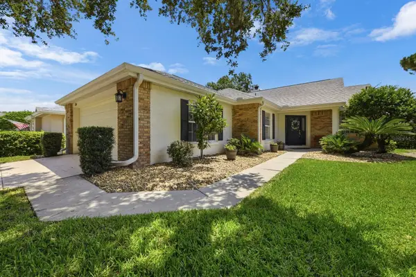 1750 Stafford Springs Boulevard, MOUNT DORA, FL 32757