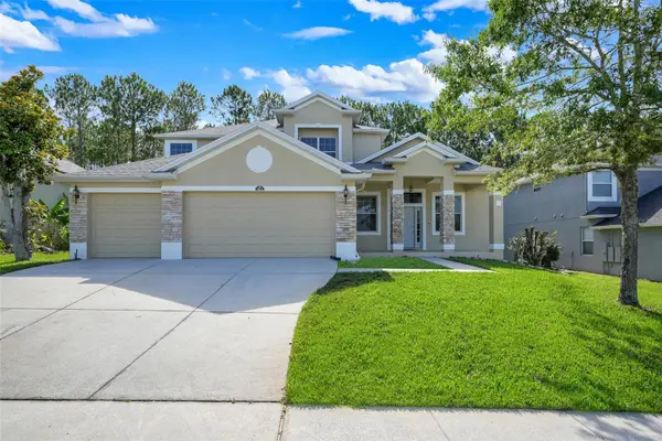 1832 Nature Cove Lane, CLERMONT, FL 34711