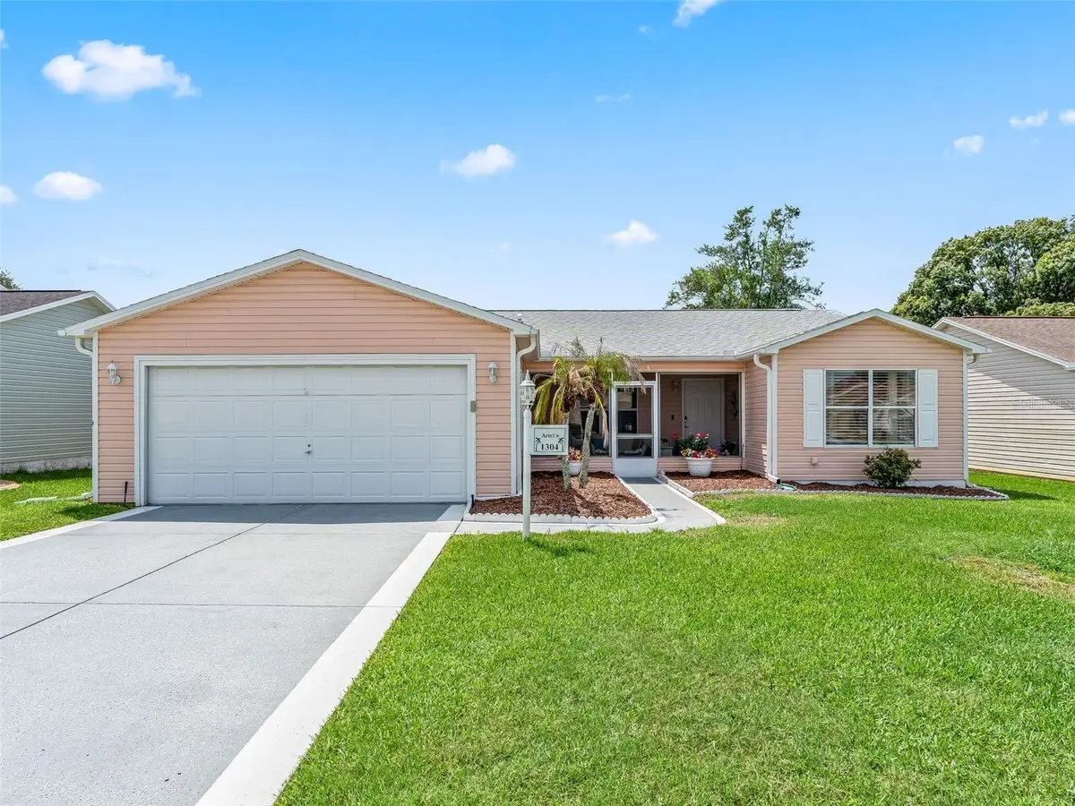 1304 Guadalupe Court, Lady Lake, FL 32159 - #1
