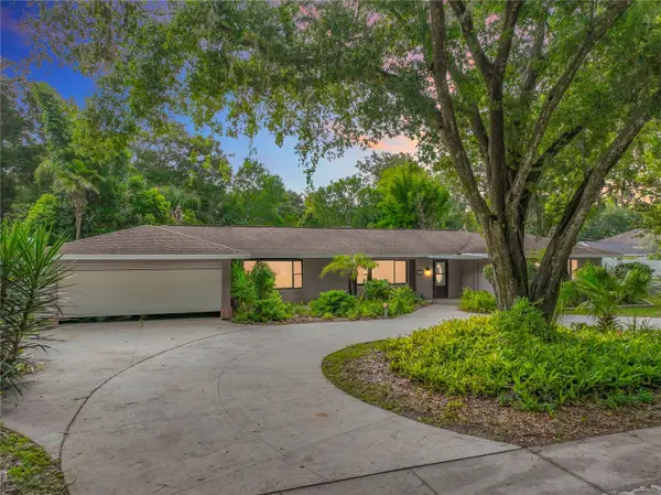 300 Pinecrest Road, MOUNT DORA, FL 32757