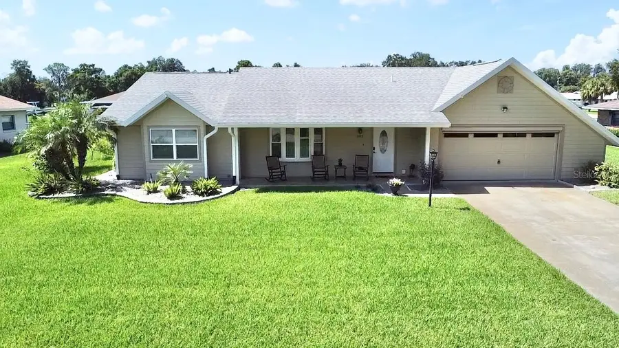 305 W Delaware Street, Tavares, FL 32778 - #2