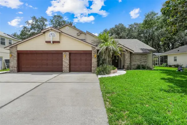 305 Forrest Crest Court, OCOEE, FL 34761