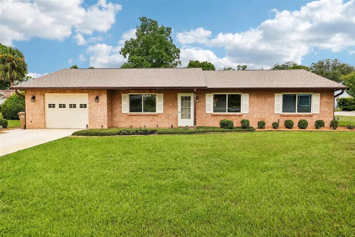 70 Stone Haven Court, Leesburg, FL 34788 - #1