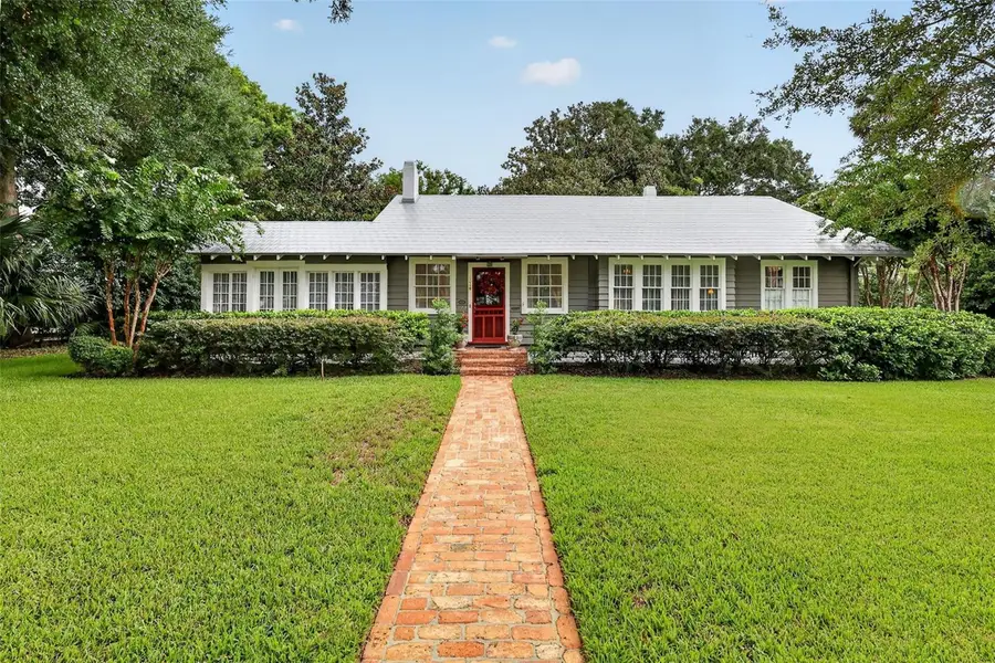 1046 N Mcdonald Street, Mount Dora, FL 32757 - #3