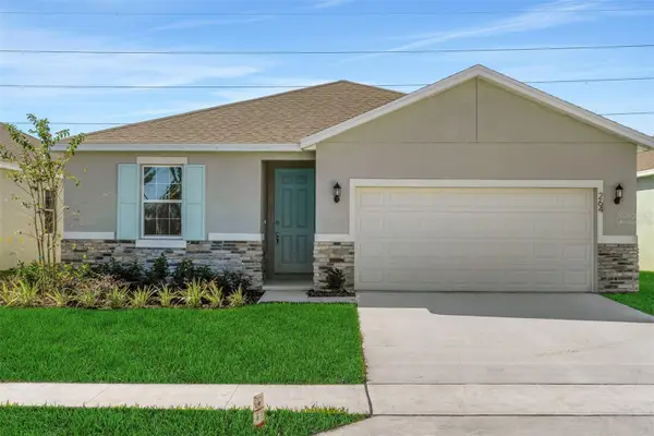 1040 Luke Avenue, WINTER HAVEN, FL 33881