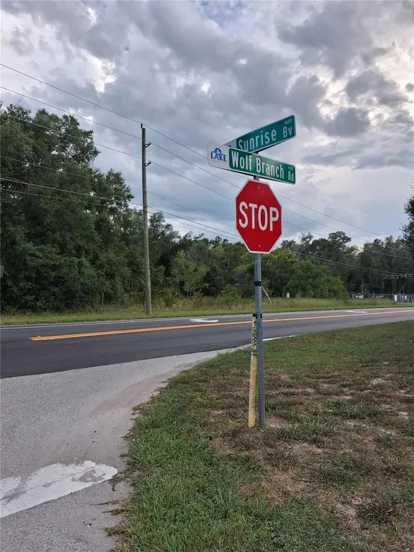 Park Forest Boulevard, MOUNT DORA, FL 32757