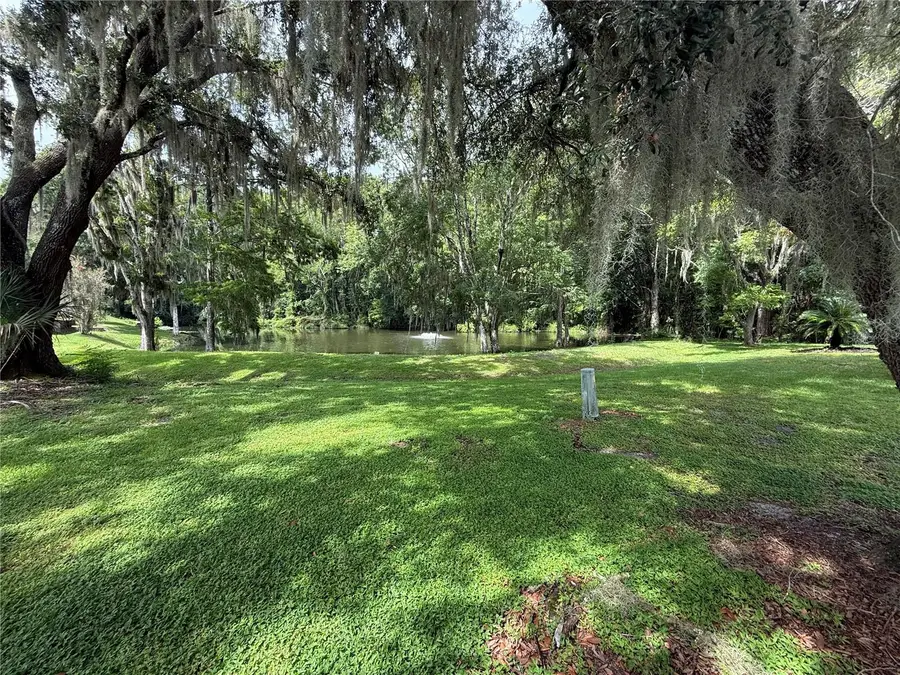 802 Robin Lane, Wildwood, FL 34785 - #3