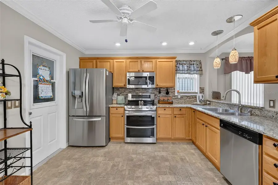 7610 SE 171st Horseshoe Lane, The Villages, FL 32162 - #3