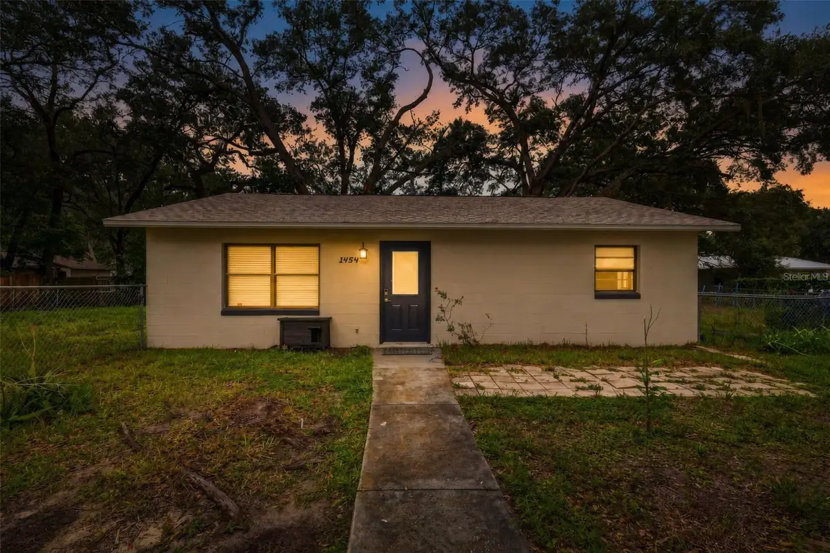1454 Howard Street, Groveland, FL 34736 - #1