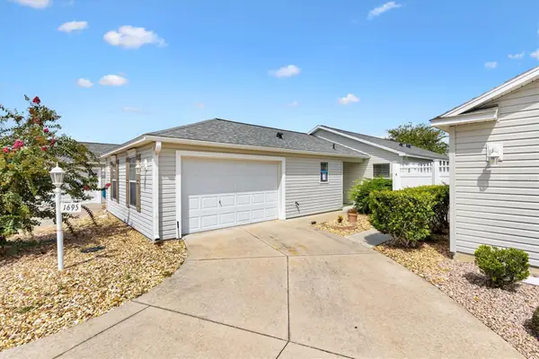 1695 Vinewood Avenue, THE VILLAGES, FL 32162