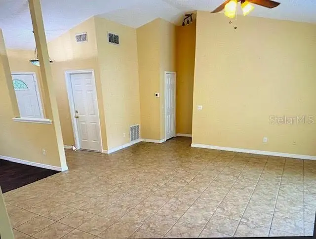 40107 Oakridge Drive, Lady Lake, FL 32159 - #2