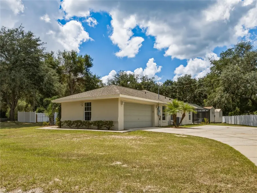40129 Palm Street, Lady Lake, FL 32159 - #2