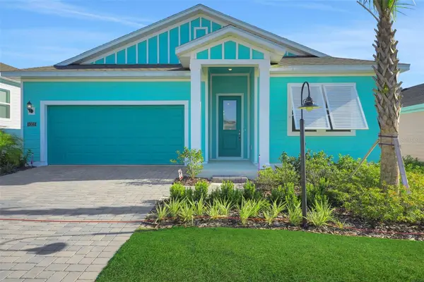 1005 Fiesta Key Circle, LADY LAKE, FL 32159