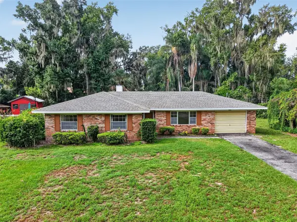 8050 Spring Drive, YALAHA, FL 34797