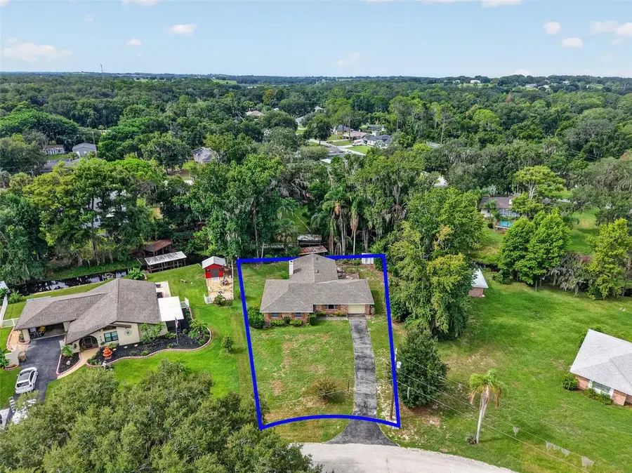 8050 Spring Drive, Yalaha, FL 34797 - #3