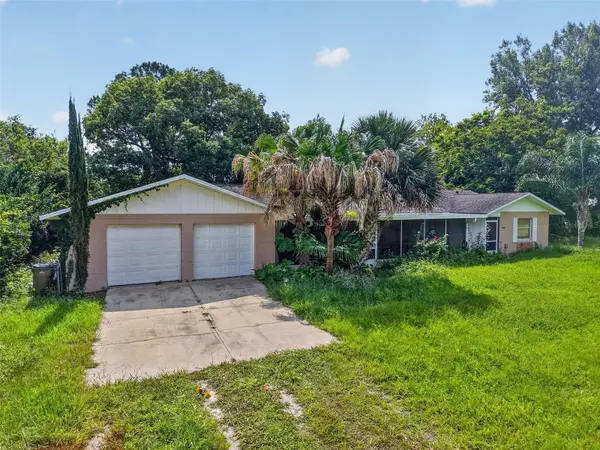 37320 Beach Dr, UMATILLA, FL 32784