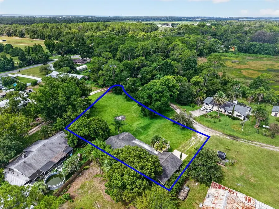 37320 Beach Dr, Umatilla, FL 32784 - #2