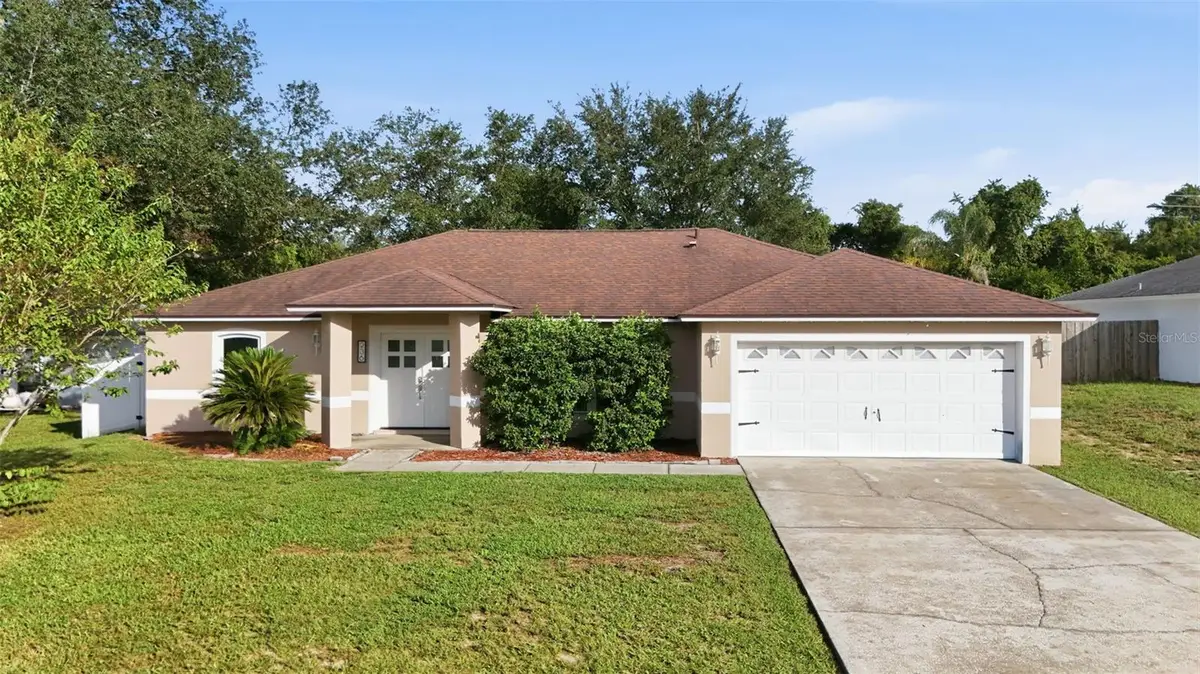 236 Country Lakes Circle, Groveland, FL 34736 - #1