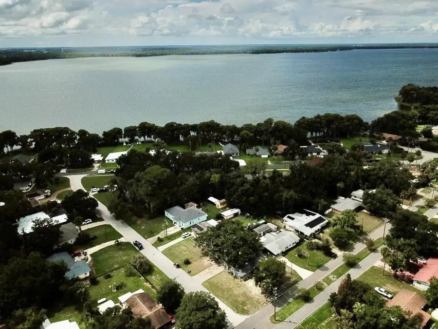 1201 Orange Avenue, Tavares, FL 32778 - #2
