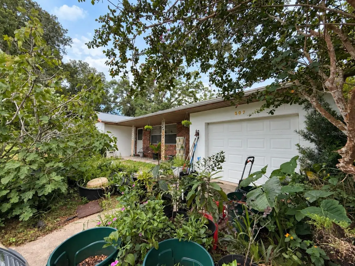 607 Ohio Blvd, Eustis, FL 32726 - #1