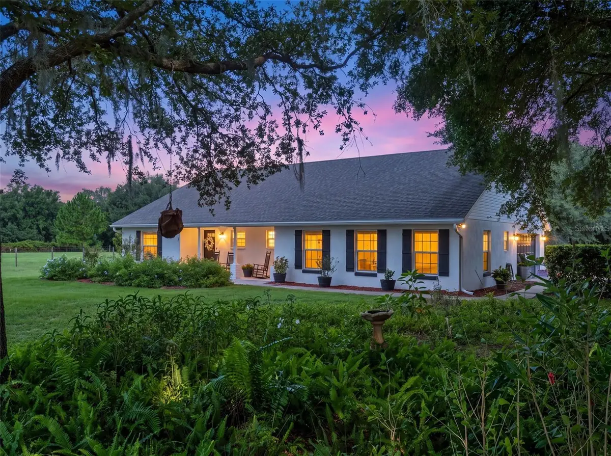 2827 Hammock Grove Rd, Groveland, FL 34736 - #1
