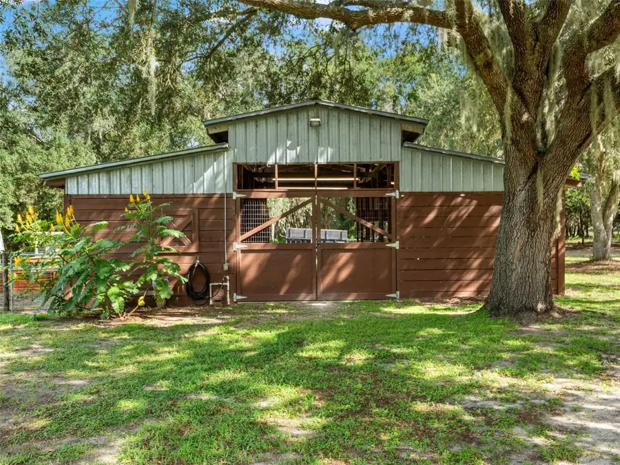 2827 Hammock Grove Rd, Groveland, FL 34736 - #3