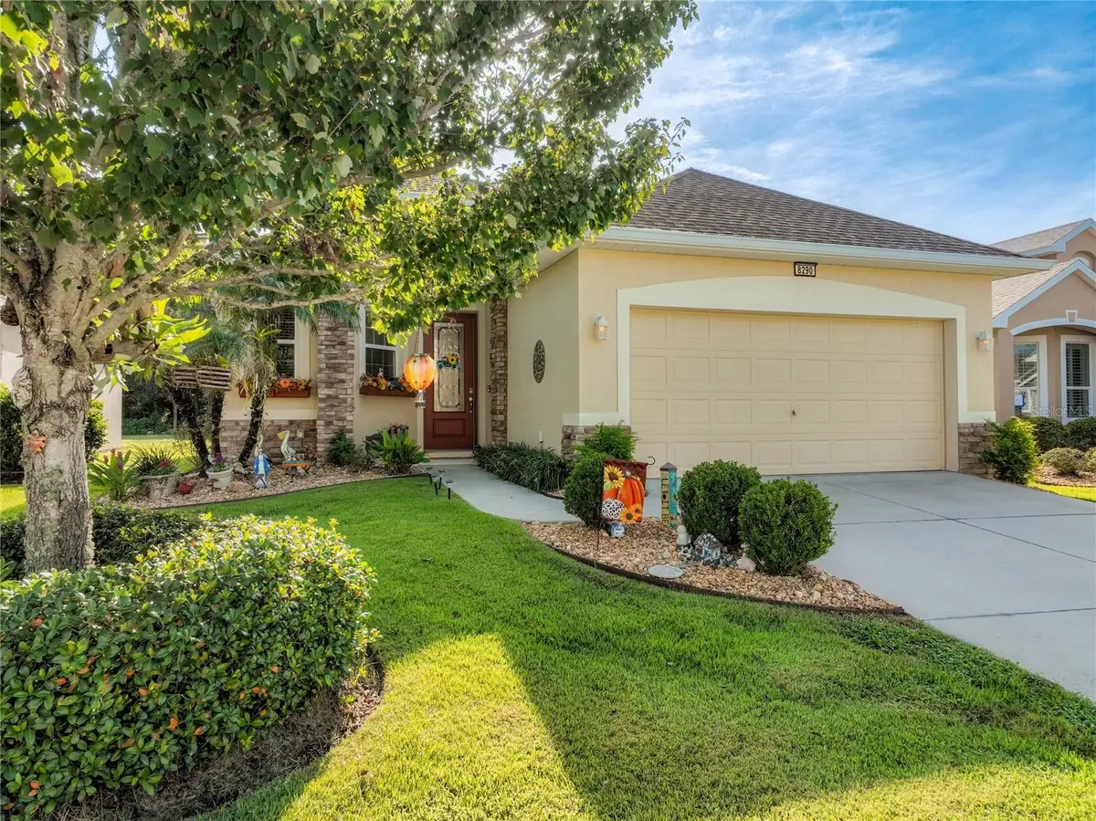 8290 Bridgeport Bay, Mount Dora, FL 32757 - #1